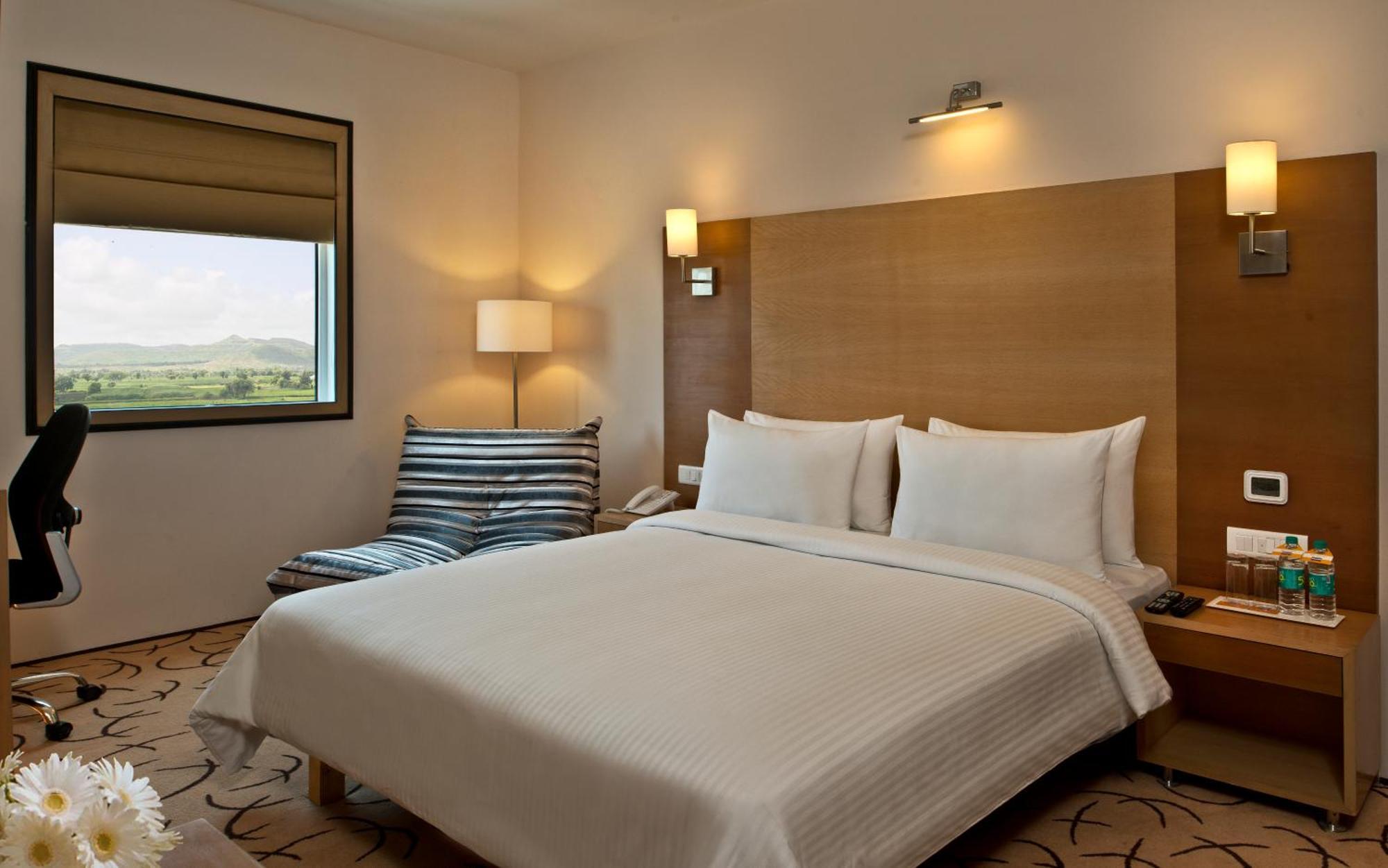 Red Fox By Lemon Tree Hotels, Bhiwadi Exteriör bild